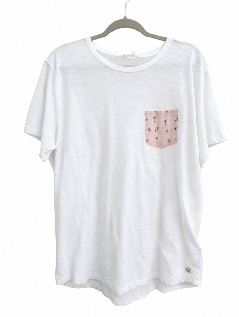 NEW Marine Layer Men White Pink Palm Tree Saddle Hem Contrast Pocket Tee Large